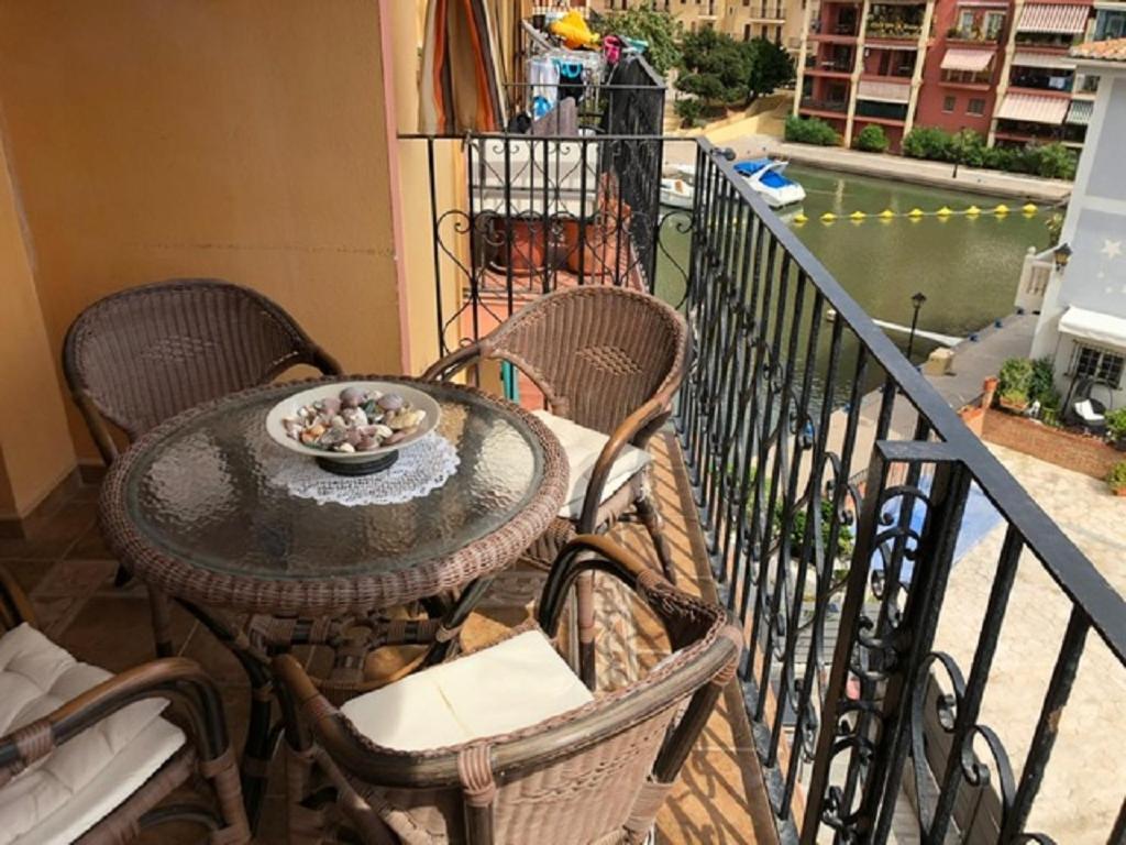 Valencia, Ideally Located 3Bed-2Bath Apart.Few Mints Walk From Beach,Pool,Shop. ميناء سابلايا المظهر الخارجي الصورة