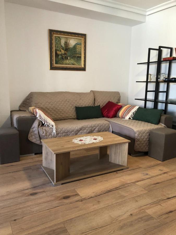 Valencia, Ideally Located 3Bed-2Bath Apart.Few Mints Walk From Beach,Pool,Shop. ميناء سابلايا المظهر الخارجي الصورة