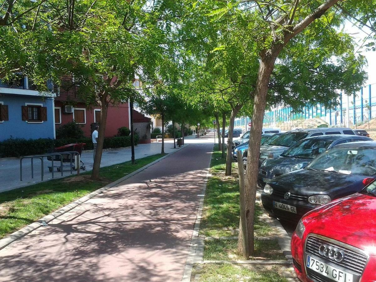 Valencia, Ideally Located 3Bed-2Bath Apart.Few Mints Walk From Beach,Pool,Shop. ميناء سابلايا المظهر الخارجي الصورة
